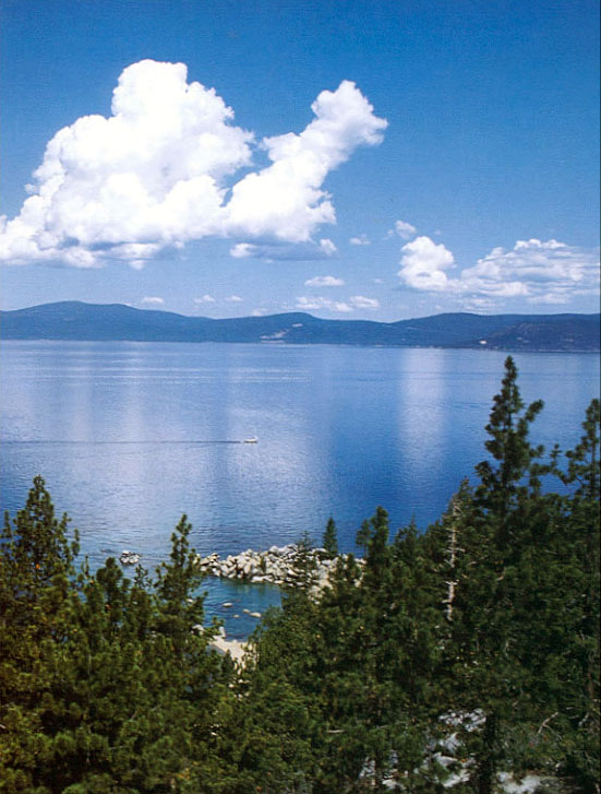 lake tahoe shoreline